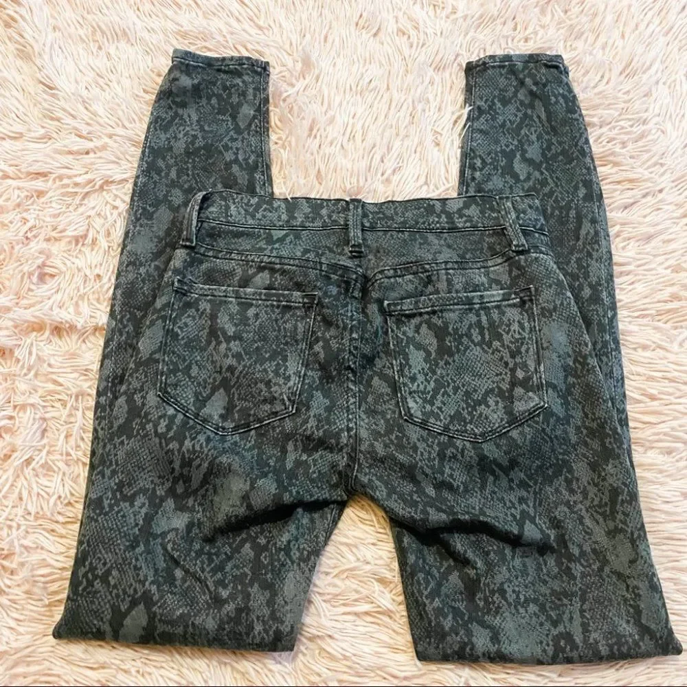 Frame Le Skinny de Jeanne Mid-Rise Crop Python Print Jeans Size 25